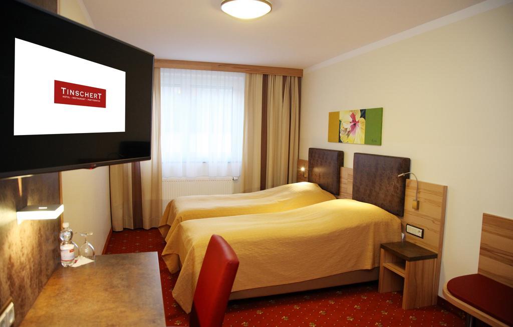 Tinschert Hotel-Restaurant-Partyservice Schwertberg Chambre photo