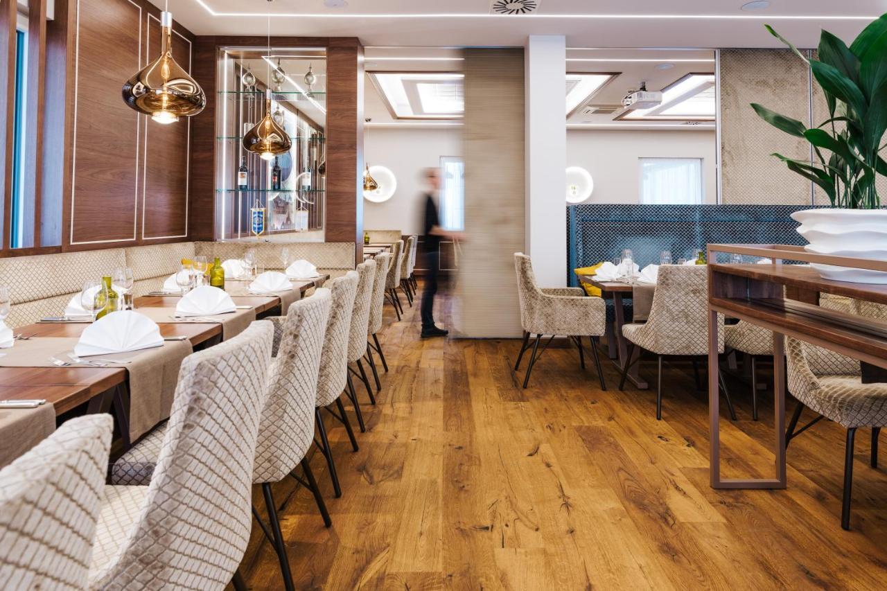 Tinschert Hotel-Restaurant-Partyservice Schwertberg Extérieur photo